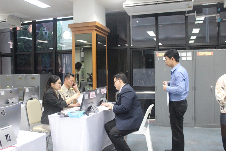 ﻿กรมบังคับคดี นัดตรวจคำขอรับชำระหนี้ในคดีบริษัท บางกอกรับเบอร์ จำกัด (มหาชน)